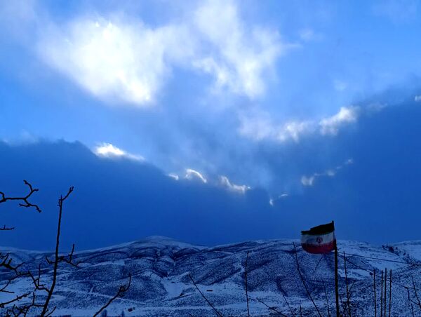 اولین برف پاییزی در شهرستان کوهرنگ