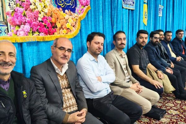 آیینی از معنویت، ایثار و دانش در دبیرستان شاهد شهید احمد کاظمی