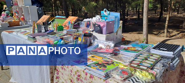 نمایشگاه محصولات دستی بانوان در بوستان نرگس قم