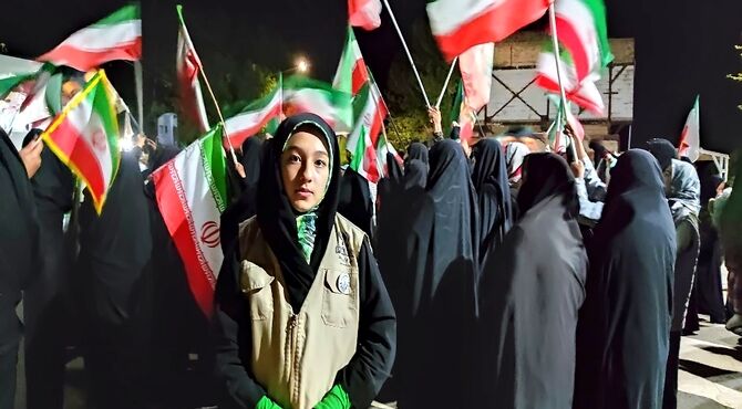 جوشش غیرت انقلابی مردم شهر بار در  اجتماعات شبانه