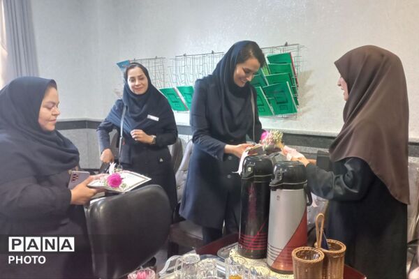 از آموزش احیای قلبی‌ریوی تا ترویج فرهنگ امدادرسانی در دبیرستان نمونه دولتی فاطمه زهرا(س)