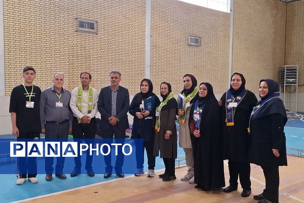 مسابقات بازی‌های فکری رویش دختران مرحله استانی در شیراز