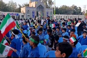 تجدید میثاق با امام شهید و بعیت کودکان رودانی با رهبر جدید انقلاب 