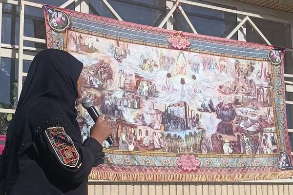 برپایی نمایشگاه "مادرم فاطمه" در دبیرستان مهر نیشابور