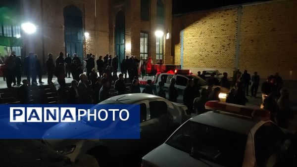  مراسم وداع با پیکر شهید جواد حسن زاده در مسجد امام علی(ع)