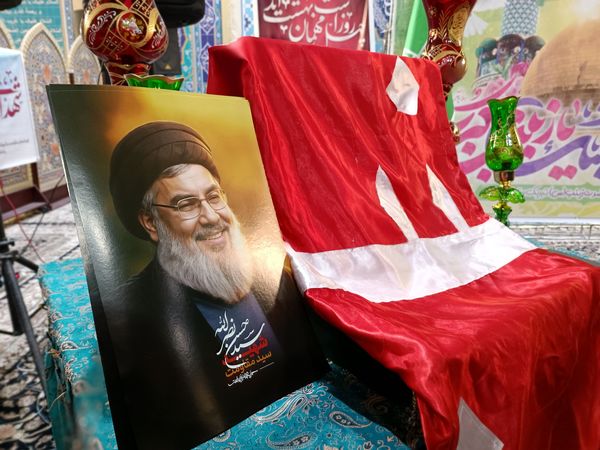 اجتماع بانوان مقاومت و تجلیل از همسران جانبازان در مصلی نماز جمعه شهرستان قدس