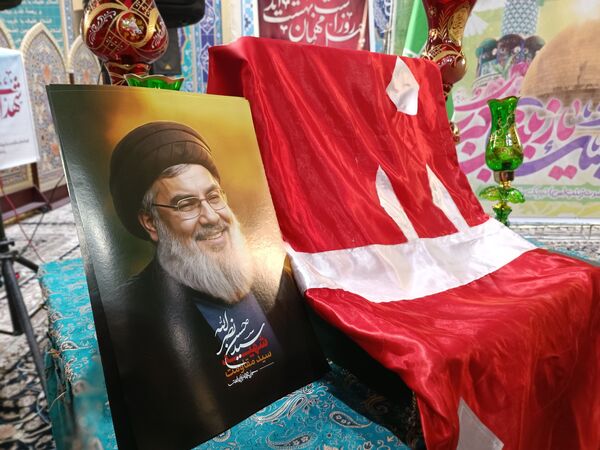اجتماع بانوان مقاومت و تجلیل از همسران جانبازان در مصلی نماز جمعه شهرستان قدس