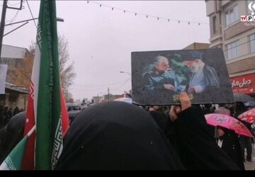 لالجین در حمایت از مردم فلسطین ایستاده است