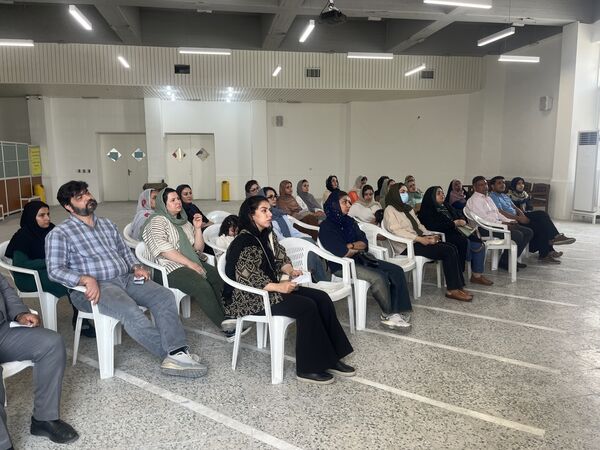برگزاری جلسه اولیا و مربیان پایه اول دبستان شهید تندگویان