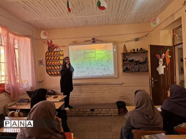  نشست تخصصی « توانا» و اصلاح الگوهای تدریس در شهرستان کلات