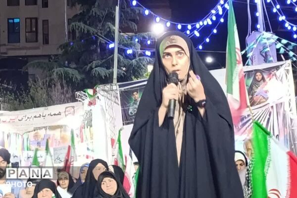 تریبون آزاد، جایی که مردم می‌توانند حرف دلشان را بزنند