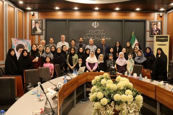 هر دانش‌آموز یک چهره ماندگار 