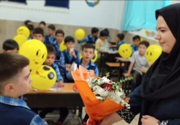 جشن شکوفه‌ها؛ آغاز شیرین یک فصل تازه برای دانش‌آموزان کلاس اول