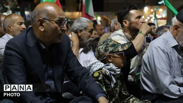 اجتماع معلمان قهرمان در حسینیه امیرچخماق یزد