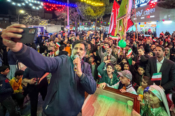 جشن پیروزی انقلاب در مشهد