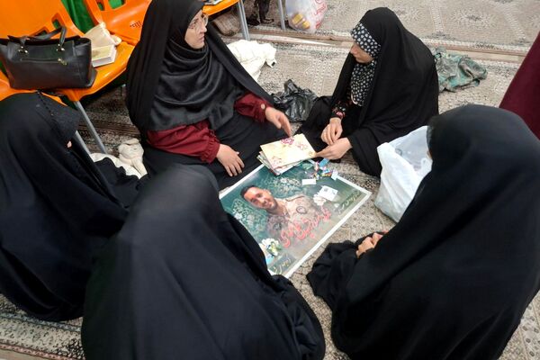 اعتکاف دانش‌آموزان در مسجد امام حسین رباط‌کریم