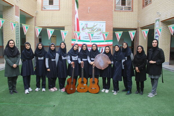 جشن دانش‌آموزان مدارس استثنایی شهرستان بوشهر به‌مناسبت میلاد حضرت زهرا (س) و روز مادر