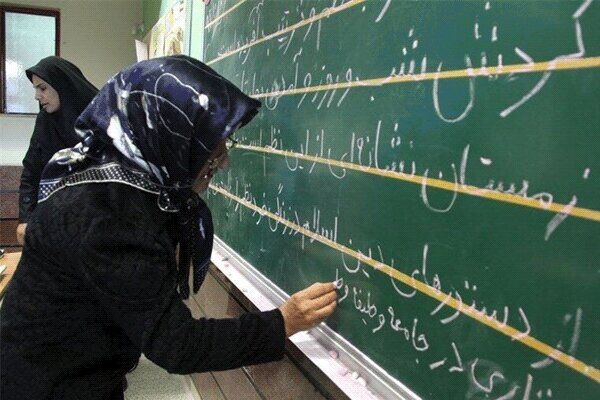 سوادآموزی گام مهم در ارتقای سطح دانش جامعه است