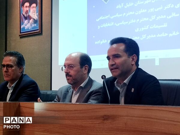 نشست اختصاصی بانوان خلیل‌آباد با معاون سیاسی اجتماعی استانداری خراسان رضوی