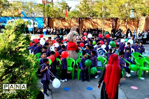 جشن شکوفه‌ها، آغاز یک سفر شیرین در مسیر دانایی