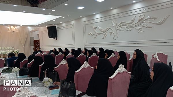 جلسه هماهنگی فرآیند ارزیابی و پایش جامع عملکرد مدارس مقطع متوسطه شهرستان کاشمر 
