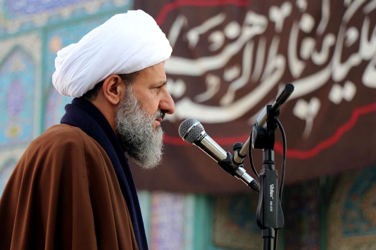 عید فطر نقطه اتصال جامعه به ارزش‌ها و وحدت ملی است
