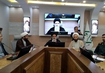 نشست مدیرکل  تبلیغات اسلامی آذربایجان‌شرقی با اصحاب رسانه و اعضای شبکه سایبری اهر
