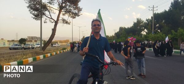 دوچرخه هایی در راه میهن