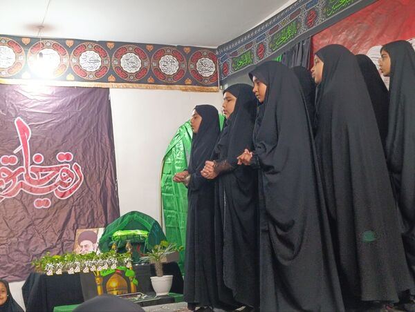 پاتوق مروارید در حسینیه ابوطالب (ع)