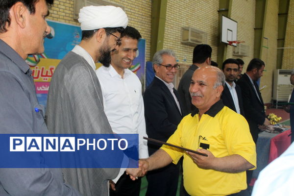 سعدآباد قهرمان مسابقات فوتسال فرهنگیان استان بوشهر 