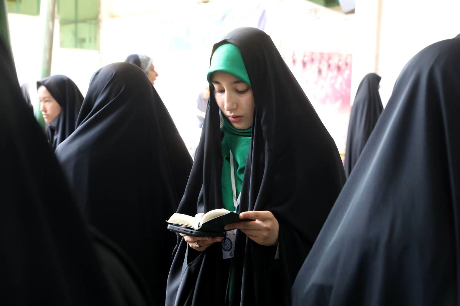 ۳ هزار دانش‌آموز تهرانی در مرحله استانی چهل‌وسومین دوره مسابقات قرآن، عترت و نماز شرکت کردند