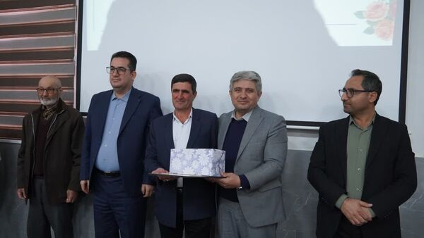تقدیر از بازنشستگان شهرستان راز جرگلان 