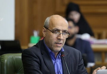 ضرورت بازنگری در خط ۵ مترو