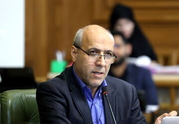 ضرورت بازنگری در خط ۵ مترو