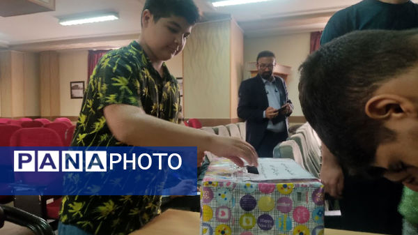  انتخابات مجلس دانش‌‍آموزی ناحیه ۲ شیراز