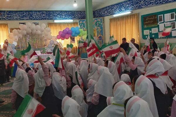 در مسیر پرورش نسل انقلابی؛ مراسم صبحگاهی تشکیلاتی در فیروزکوه جان گرفت