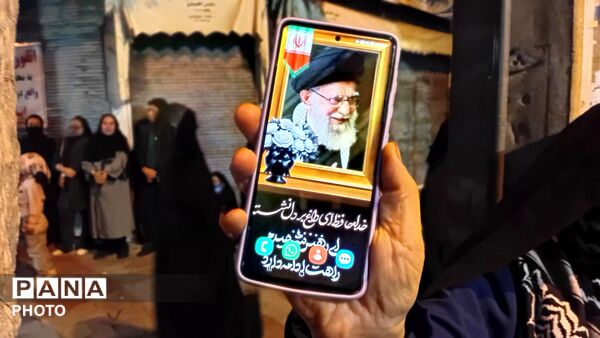 هم‌نوایی فرهنگیان و دانش‌آموزان اهر در سوگواره شبانه رهبر شهید