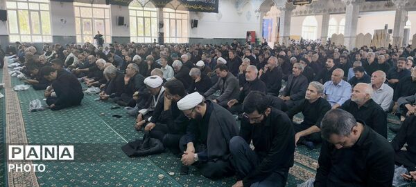 نماز عبادی سیاسی جمعه در شهرستان کاشمر 