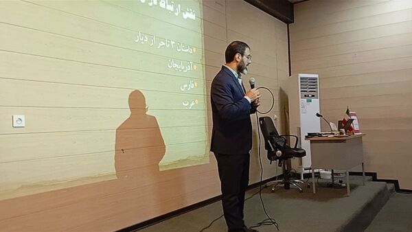 دومین جلسه کارگاه‌های توانمندسازی «سپهر دانش و معرفت» ویژه مربیان پرورشی ناحیه 2 کرج و شهرستان فردیس
