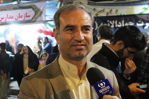 حضور فرهنگیان در آیین هفته معلم بجنورد، نماد آمادگی و نقش‌آفرینی آنان است