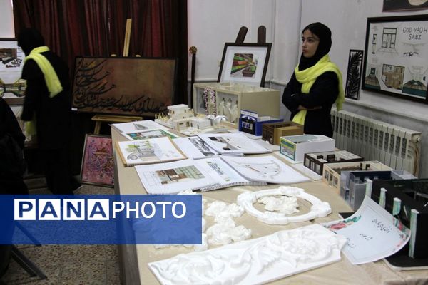 افتتاح نمایشگاه شکوفایی هنر و مهارت زنان و دختران هنرستان استاد شهریار 