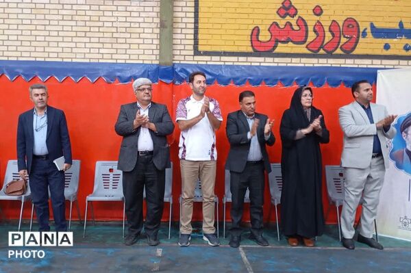 قهرمانی تیم هندبال دانش‌آموزان فارس در مسابقات منطقه شش کشور