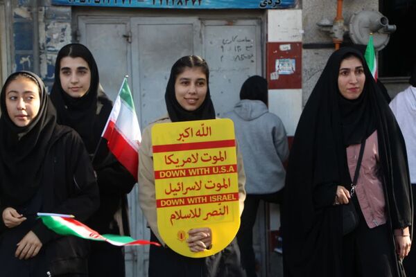 خروش دانش‌آموزان گرگانی در روز حماسه و بصیرت
