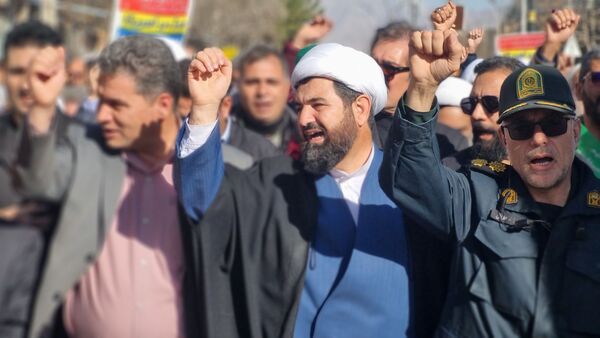 اتحاد مردم فاروج علیه آشوبگران و رژیم صهیونسیتی 
