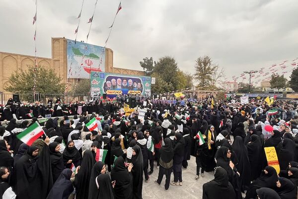  راهپیمایی ۱۳آبان در شهرستان ورامین
