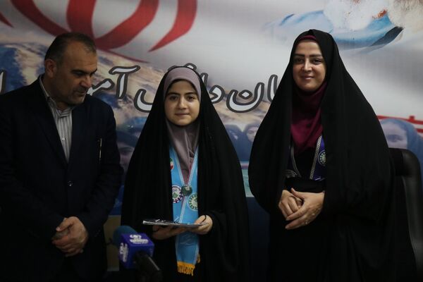 تقدیر از طلایه‌داران آگاهی در مازندران 