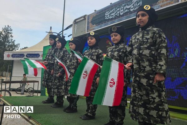 حضور مقتدرانه دختران و زنان اسلامشهر