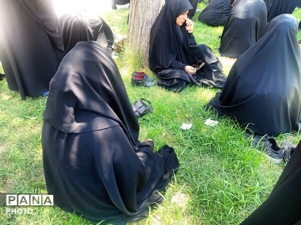 نماز متفاوت ظهر عاشورا