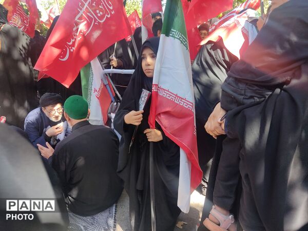 حضور پرشور ملت عظیم الشأن ایران در مراسم وداع با پیکر رهبر شهید