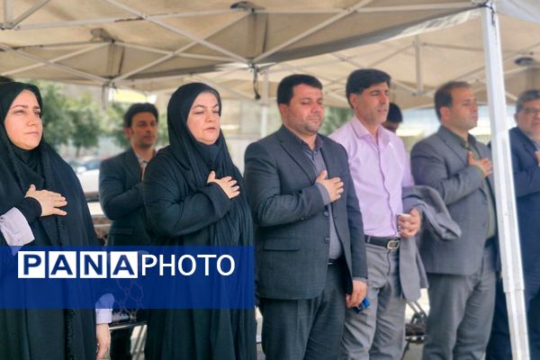 آیین افتتاح زمین چمن مصنوعی در قرچک